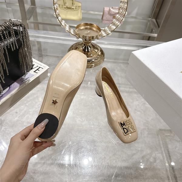 20251127171540641 270